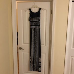 Gabby Skye Maxi Dress